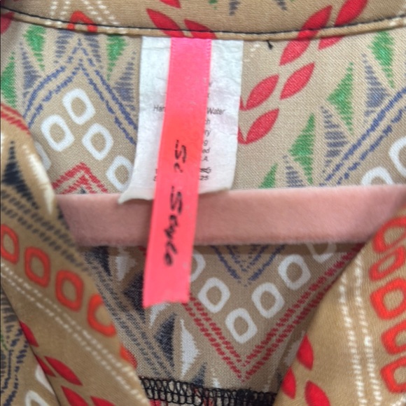 Chevron Pattern Tunic Top - Picture 2 of 2